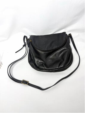 Women's Margot Black Leather Crossbody Bag One Size